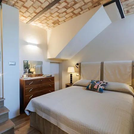 Casa Novecento Apartment *